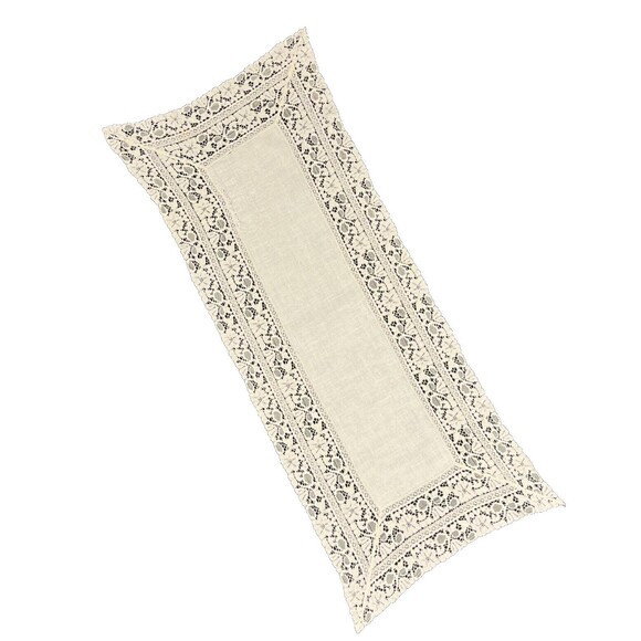 VTG cotton Linen Table Runner Dresser Scarf Intricate Lace Cottage Core 13 x 32 - Picture 2 of 12